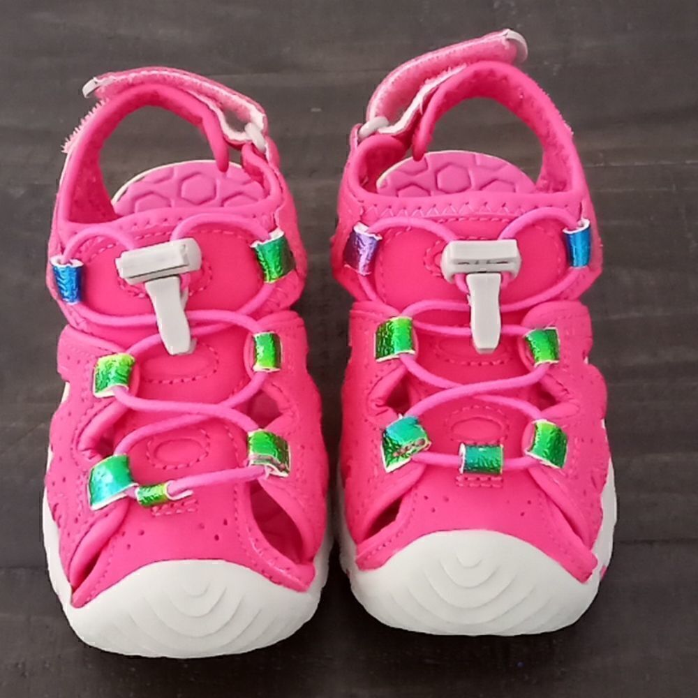 Okie dokie little girls sandals new without tags never worn size 7